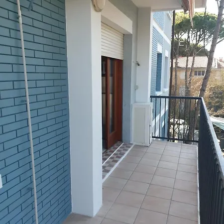 Apartment Domizia *